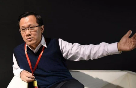 使娱乐圈闻风丧胆的人,第一狗仔卓伟,现如今享受生活去了吗?(第一狗仔卓伟发声)