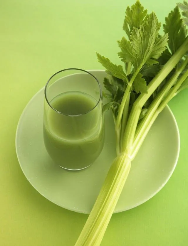 吃什么蔬菜或水果能降压?医生说站出来说话了!辟谣!(吃什么蔬菜水果降血压效果最好)