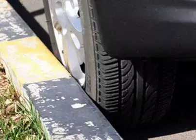 轮胎慢漏气,怎么办!先查看这些原因!-轮胎有点慢漏气怎么办