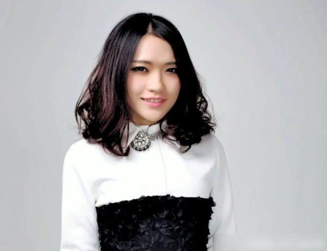 10首悲伤的情歌,它的歌词所带给我们的是一些共鸣以及一些道理(悲伤情歌排行榜前十名)