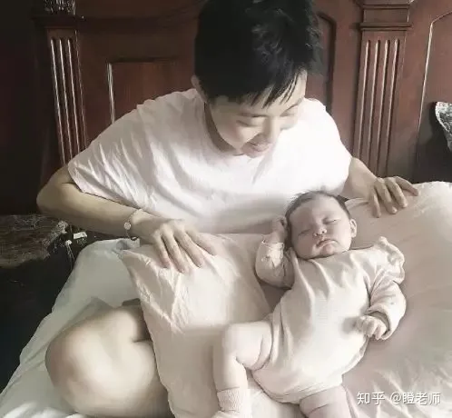 花50万赴美试管生下5国混血女宝,这个31岁的CEO火了(混血试管婴儿费用大约多少)