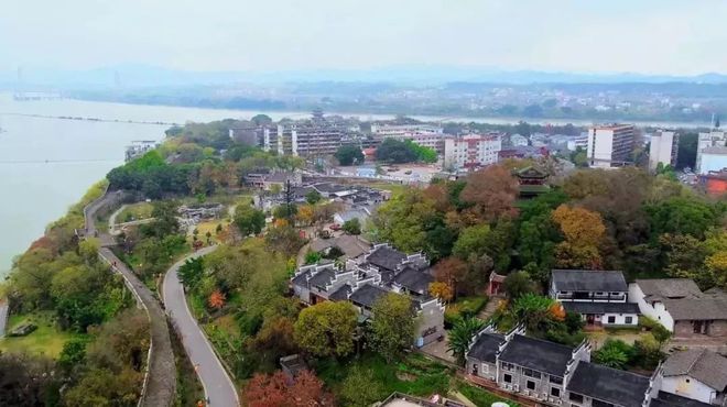 “赣”是江西的简称,这个字原来是三个字组成的,都有深意(赣是不是江西的简称)