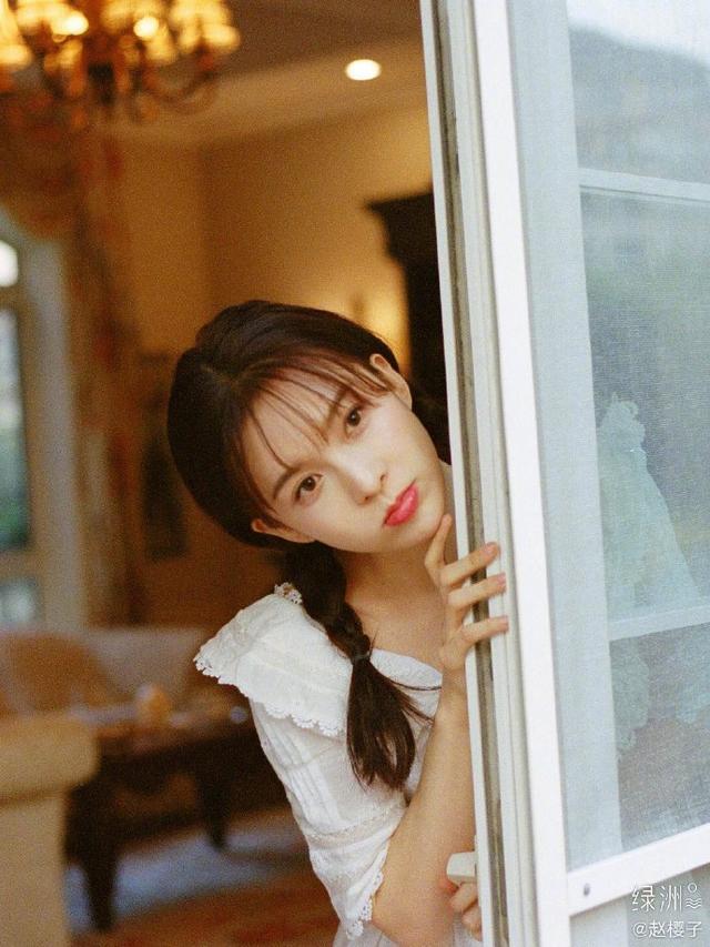 改名后的赵樱子人气更盛了,还是那个仙气满满的“赵小仙”(赵樱子有老公吗)