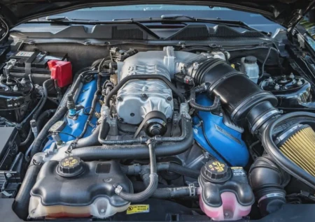 涡轮增压发动机,需不需要热车,如果需要热车大概需要多久?-涡轮增压发动机需要热车吗还是冷车