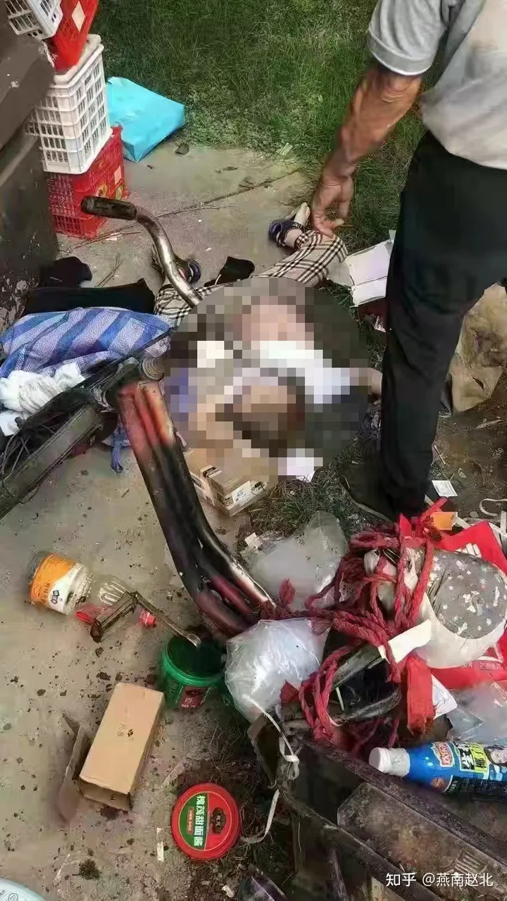 保定坠楼幼童及其母亲均抢救无效死亡,凶手楼沿上与警方对峙近10小时-保定坠楼幼童及其母亲均抢救成功了吗知乎