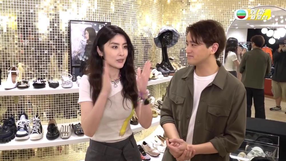 陈慧琳义卖8000件二手衣物,数百人涌入疯抢,警方介入解决纠纷-陈慧琳捐赠