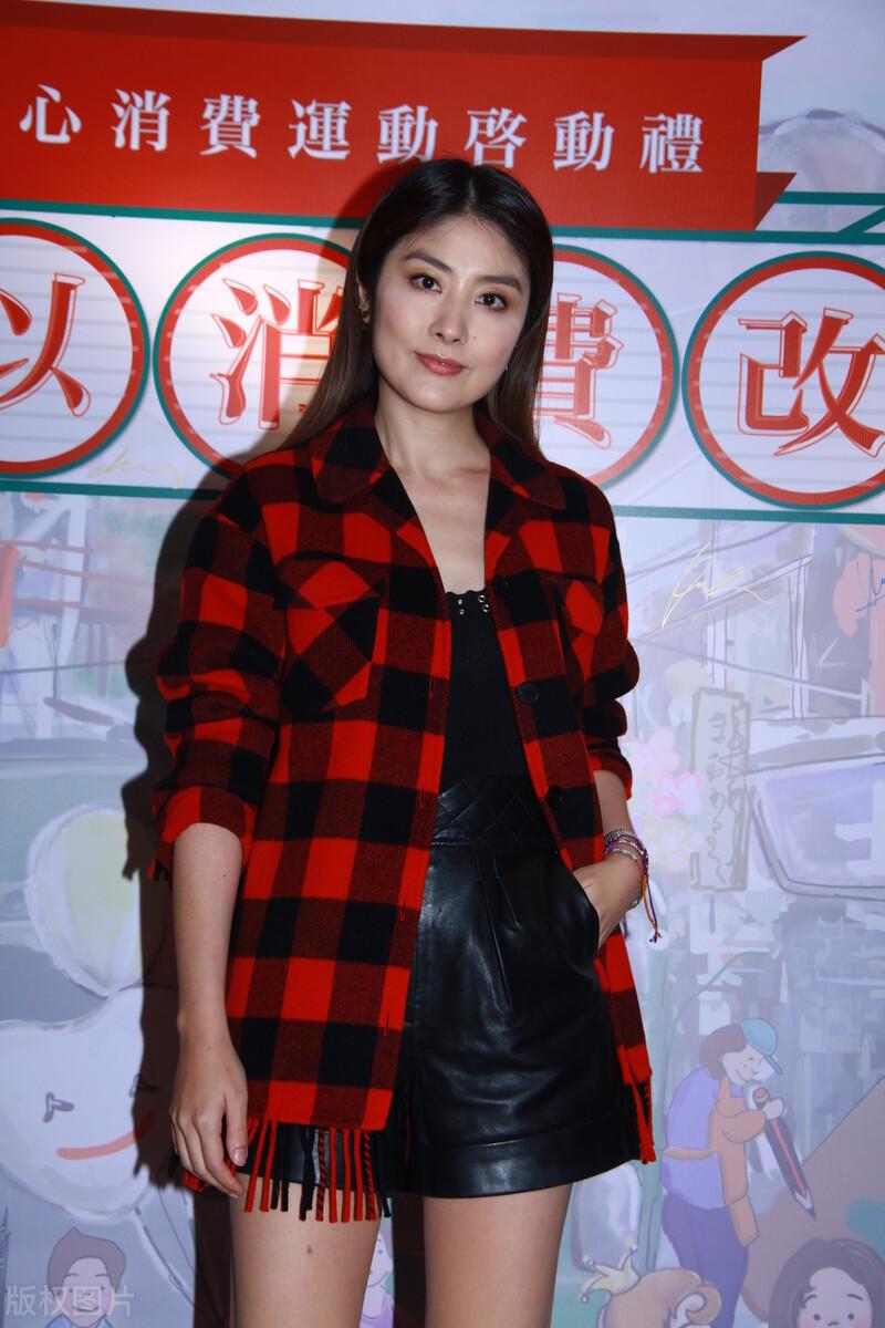 陈慧琳义卖8千件二手衣物,本为公益,不料引来疯狂抢购!-陈慧琳接受采访