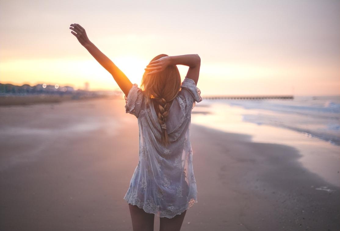 女孩被扇耳光后还手,被认定“互殴”:遇到熊孩子,该怎么办?-2020女生扇耳光