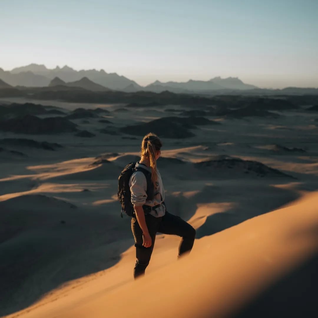 百度旗下小度将发布智能手机/周杰伦公布数智人周同学/iPhone 16 Pro 或采用固态按键-小度是百度旗下的人