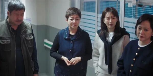 连追13集《熟年》,发现了三个隐藏极深的秘密,背后的真相太扎心-熟稔怎么读拼音怎么写