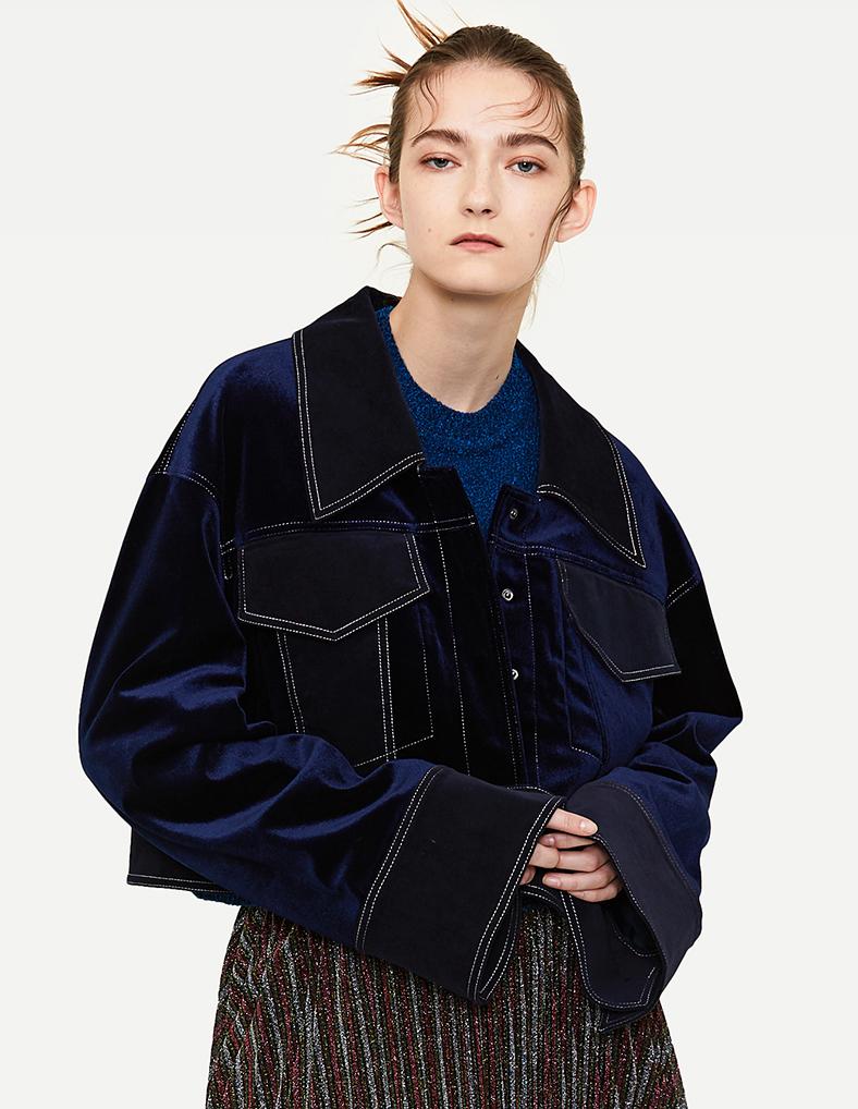 请注意,这有一个适合所有亚洲人的品牌——URBAN REVIVO(UR)(符合亚洲人的衣服品牌)