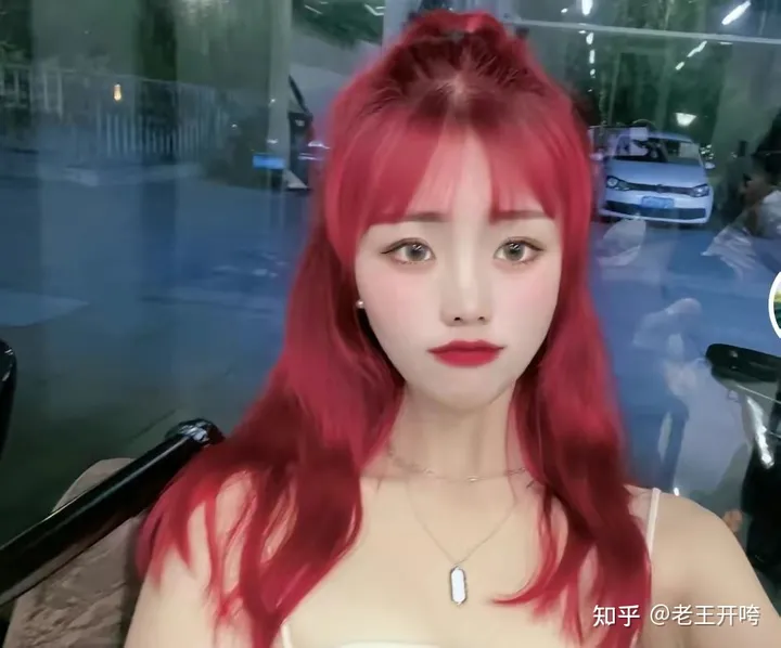 23岁机车美女网红车祸身亡!“机车媛”们引以为鉴,别再害人害己-机车女车祸现场