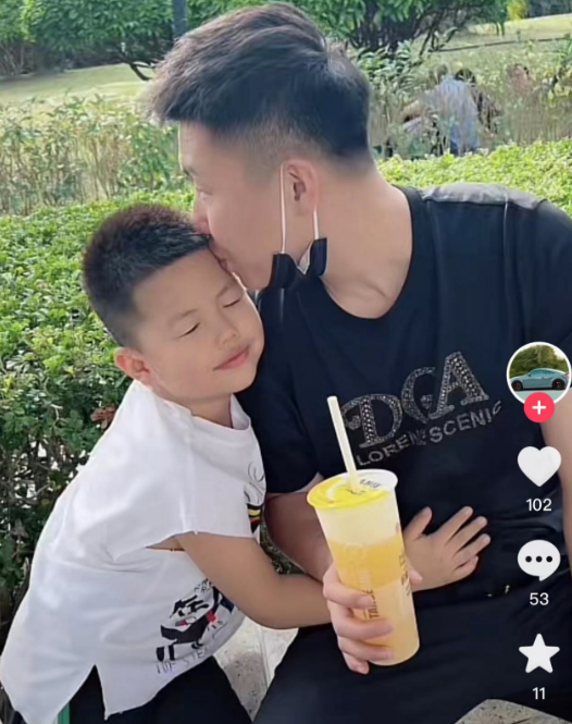 “张雷事件”知情人发声:轮胎脱圈导致失控,侥幸心理不用降速伞-x11 张雷