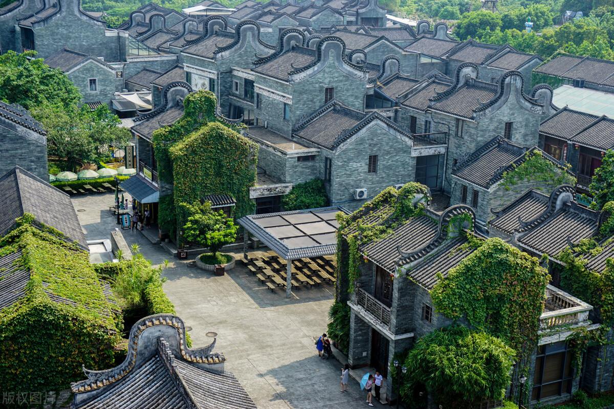 岭南师范学院:不在广州在湛江,1991年升本至今没有获批硕士点(岭南师范学院怎么样?大学排名)