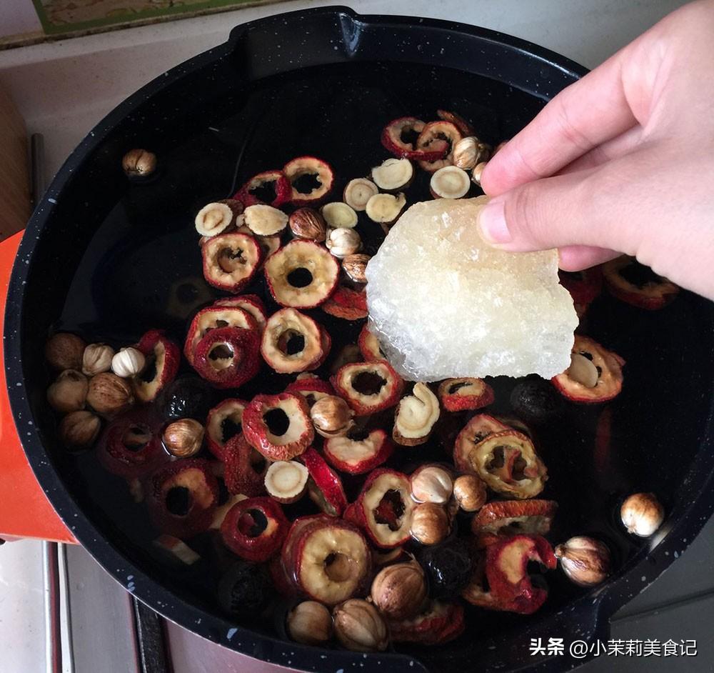 明日夏至,建议多吃“4酸”,开胃消暑护心肝,应季调整好度夏-今日夏至吃什么饭