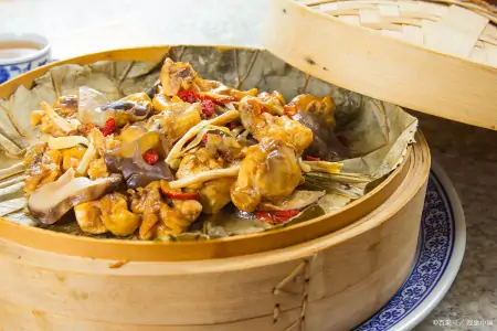 梅雨季吃什么?走地鸡在夏季的特有烧法,清热解暑又鲜美,必吃!-走地鸡吃什么食物