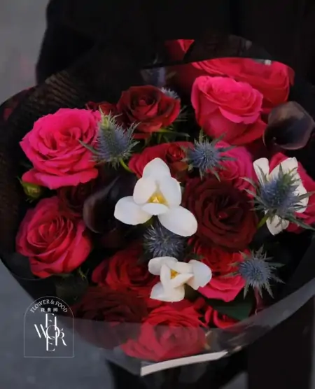 情人节送花,别只想到红玫瑰!(情人节送一朵玫瑰花合适吗?)