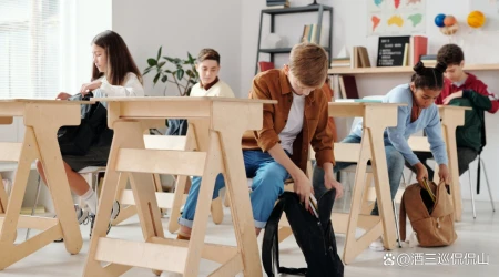 放暑假了,要不是让孩子多多参加培训班(暑假到底让不让孩子上辅导班)