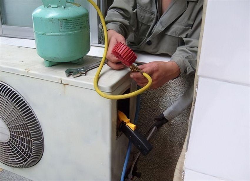 空调不制冷是缺氟?好心师傅提醒才知道,原来这4个地方才是元凶-空调不制冷缺氟吗