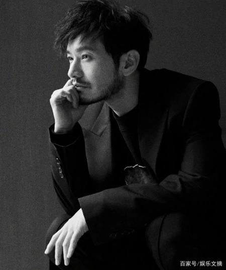 黄晓明成功减肥20斤,生图照片流出,帅的跟个“小鲜肉”一样-黄晓明减肥20斤后现身机场