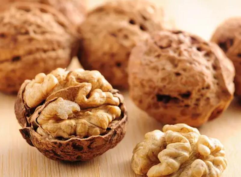 “自带”黄体酮的6种食物,雌激素丰富,建议女性常吃(黄体酮包含什么)