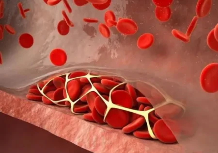 多散步对血管好?医生建议:50岁之后,坚持做这2件事或比运动好(散步对血压有好处吗)