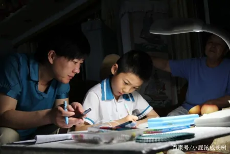 36009=400被判错误,家长一度怀疑人生,找老师说理结果被打脸了-3600900怎么读