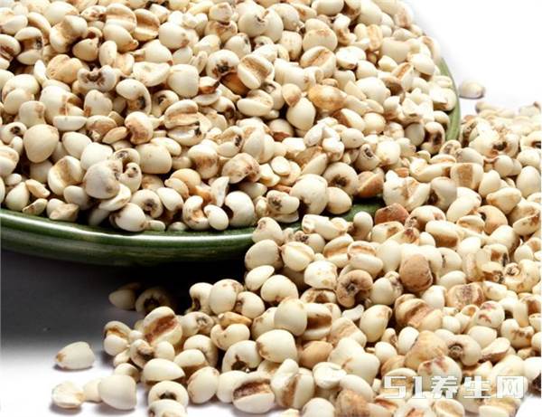 薏米炒熟和生的有什么区别,搭配什么吃可以达到最好的祛湿效果?(炒薏米 生薏米)