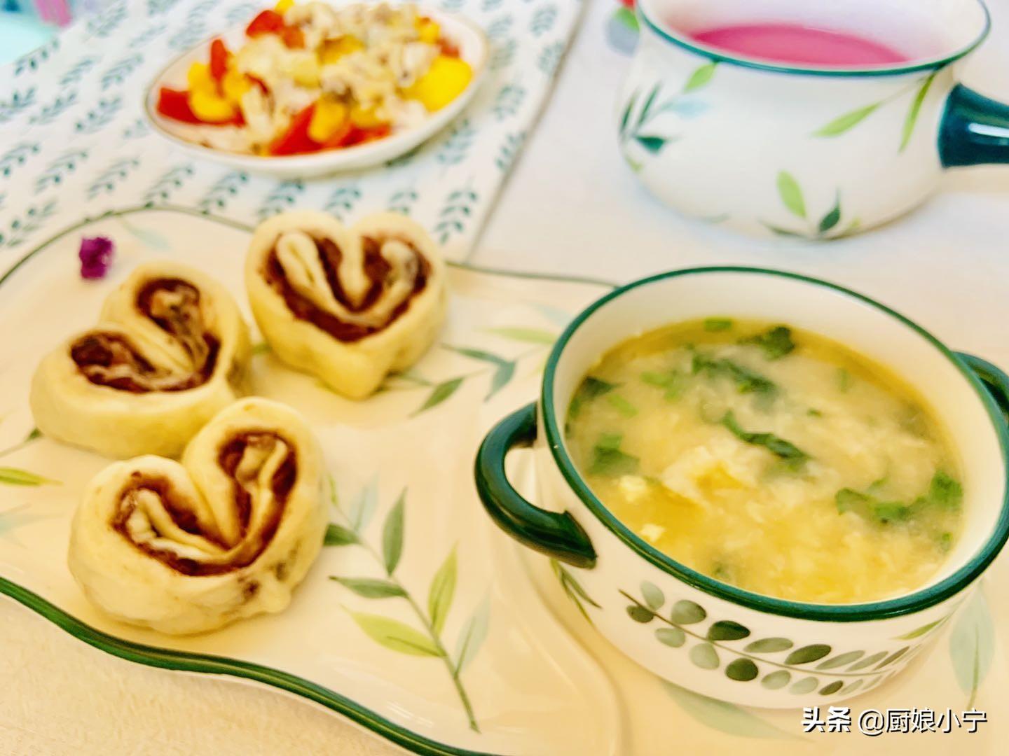 晒一晒我家月嫂做的月子餐,这样吃奶水多,刚出月子小肚子就平了-月嫂晒月子餐的唯美句子