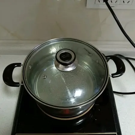 烧仙草绿茶奶茶的家常做法,简单快捷又好吃(烧仙草奶茶的制作过程)