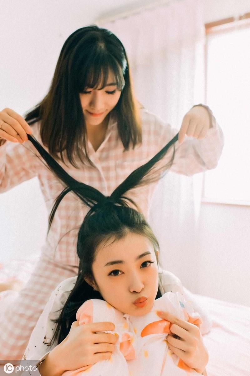 看了ins上10000+人像摄影,我帮你精选了这些闺蜜照,快来抱走-闺蜜照图片4人