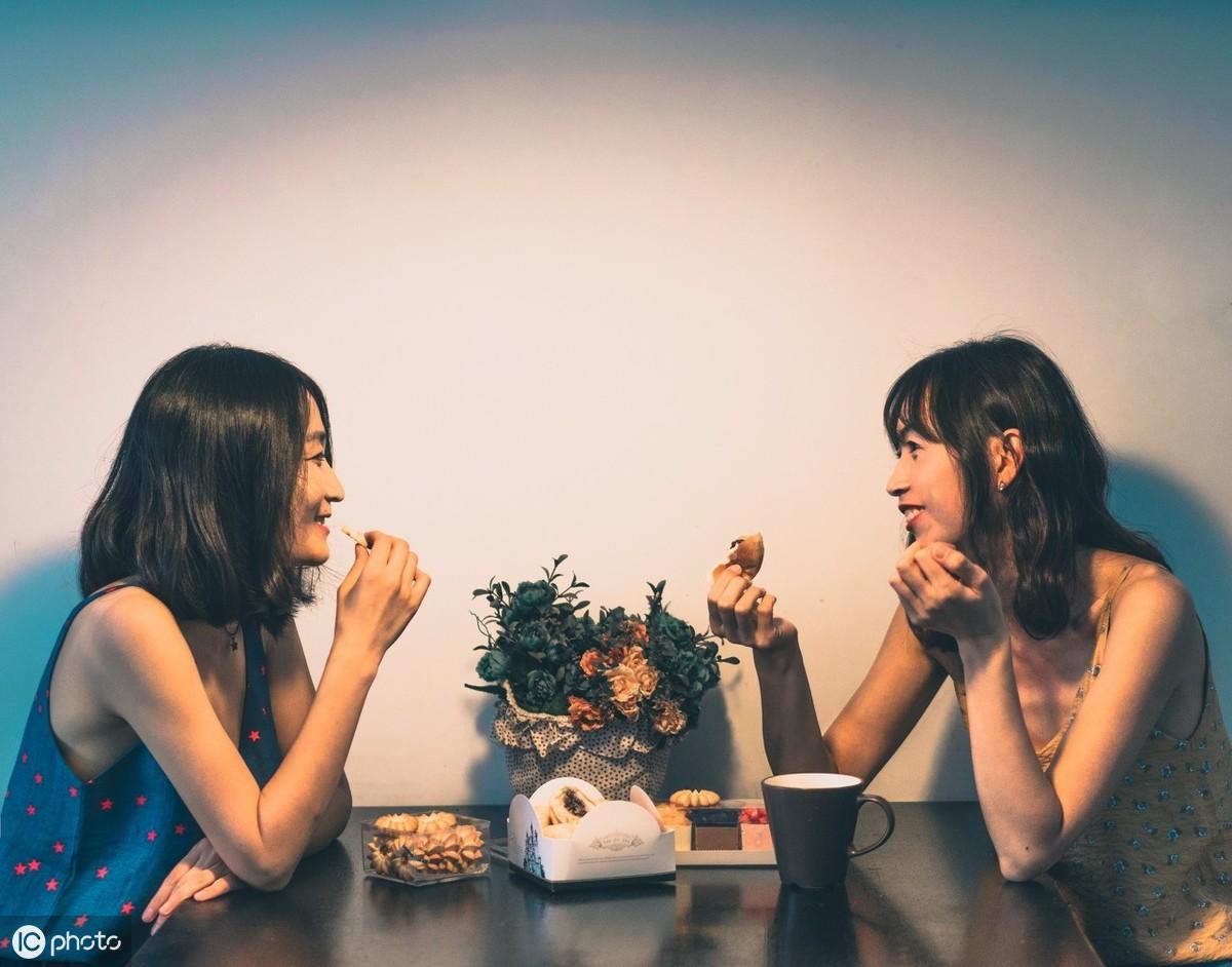 看了ins上10000+人像摄影,我帮你精选了这些闺蜜照,快来抱走-闺蜜照图片4人