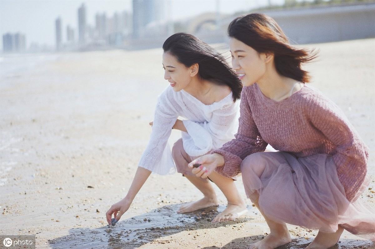 看了ins上10000+人像摄影,我帮你精选了这些闺蜜照,快来抱走-闺蜜照图片4人