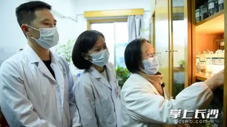 走进制剂室,揭开“如法炮制”神秘面纱丨医院里 你不知道的-如法炮制的释义与举例