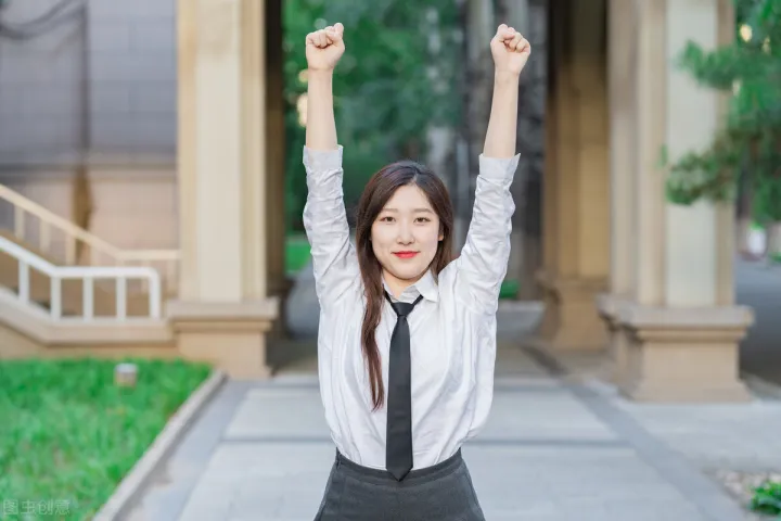 有哪些鼓励激励孩子的经典句子?-鼓励孩子的励志语