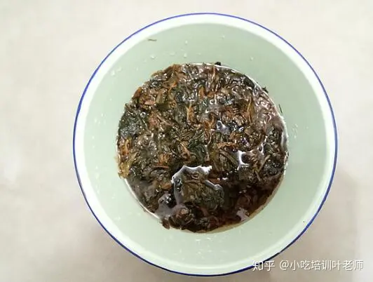 做了30年大厨的爷爷教扣肉做法,简单三步,扣肉肥而不腻越吃越香(扣肉的做法 最正宗的做法视频)