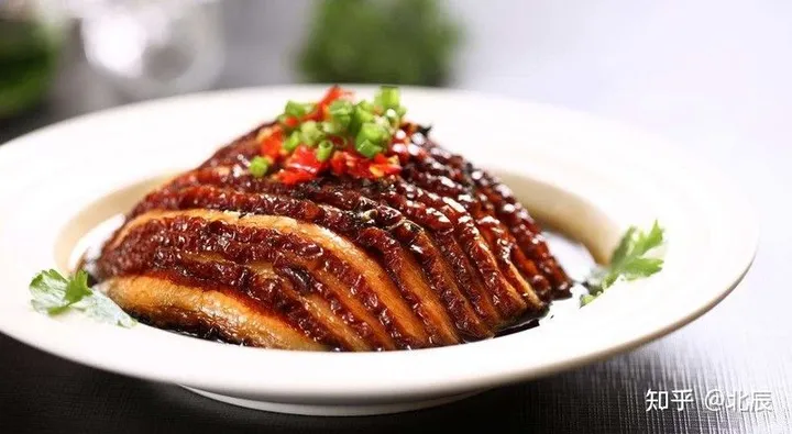 扣肉的家常做法(扣肉的家常做法视频)