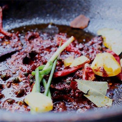 #硬核菜谱制作人#自制钵钵鸡(怎样自制钵钵鸡视频)