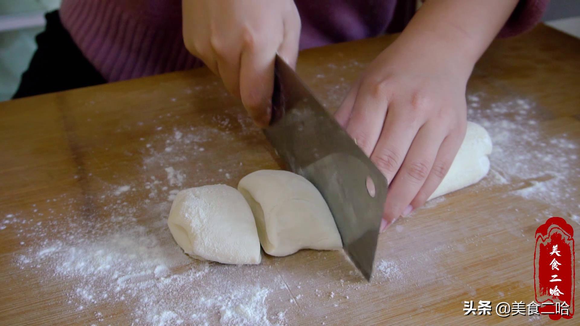 鸡蛋灌饼鼓泡的秘诀都在这,1包1擀,蓬松又柔软,想失败都难(鸡蛋灌饼怎么鼓包的做法)