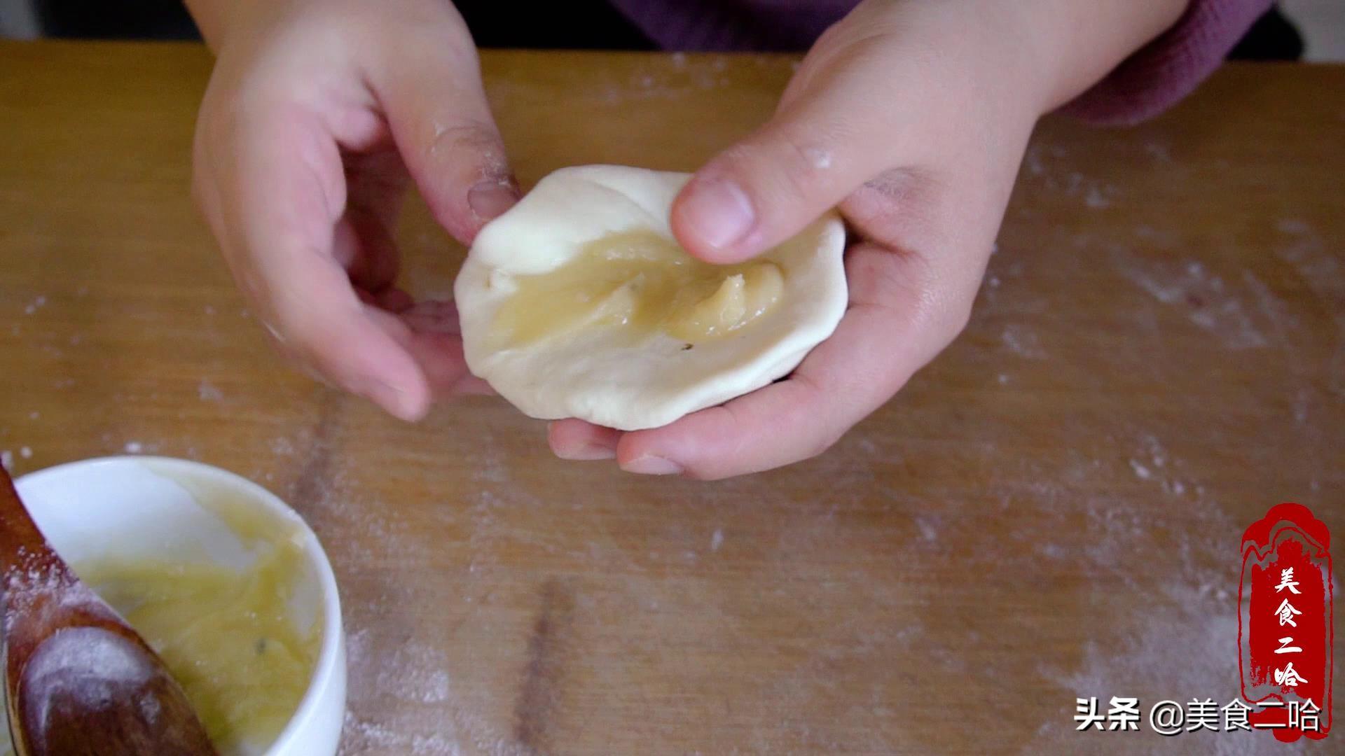 鸡蛋灌饼鼓泡的秘诀都在这,1包1擀,蓬松又柔软,想失败都难(鸡蛋灌饼怎么鼓包的做法)