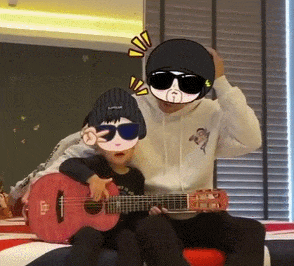 周杰伦祝大家母亲节快乐,刚生完三胎的昆凌,疑似出现身材焦虑-周杰伦和昆凌多大结婚