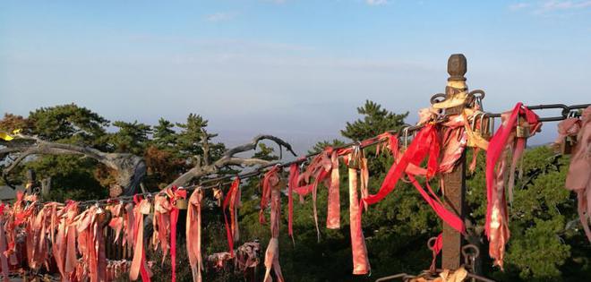 外地人去华山旅游攻略:衣食住行!-爬华山一年死多少人