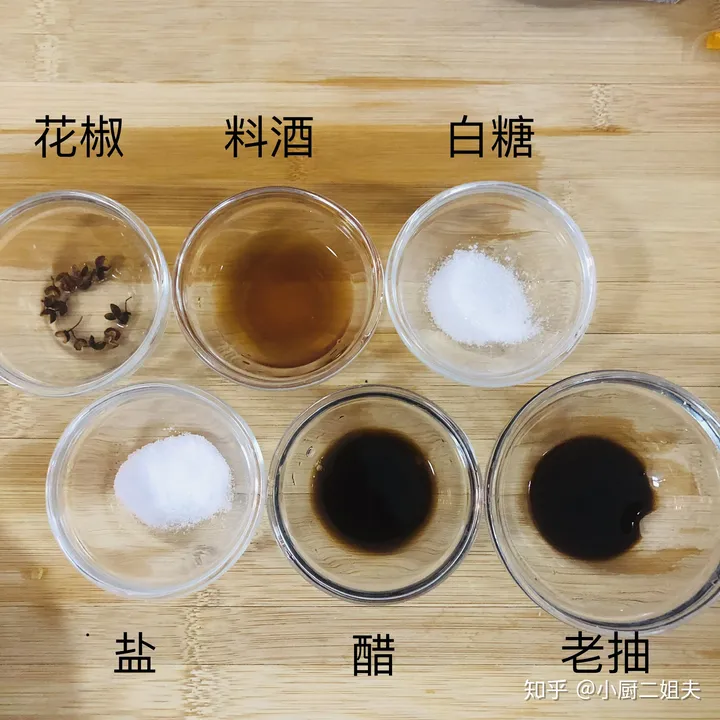 一块钱一大把的豆芽菜怎么吃?二姐夫教你两分钟做爆炒豆芽菜!(豆芽菜这么做好吃)