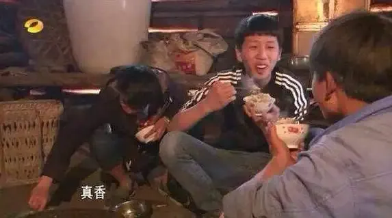 捕捉到一款国货特色游戏语音软件 KOOK!-游戏语音包素材图片