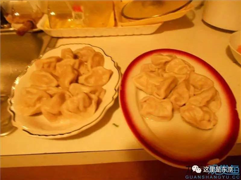 巨型怪鱼入侵护城河!日本人民愁得慌,还数中国人民有办法(巨大鱼怪兽)