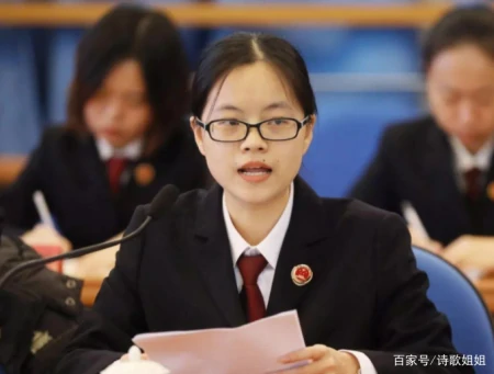 公务员家庭若有这4种行为,可能会丢掉官职,提前了解没坏处-公务员家庭是什么阶层