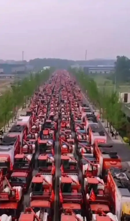 大快人心!河南官方终于出手了,河南收割机下不了高速-收麦机多少钱一台河南