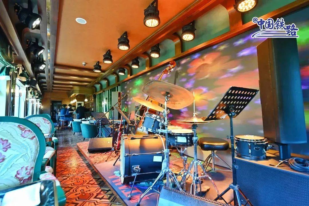 全列软卧!全新豪华专列!“林都号”旅游列车将于7月18日试运行,附最强实用攻略-全列软卧,还有大床家庭房!这趟火车开始售票