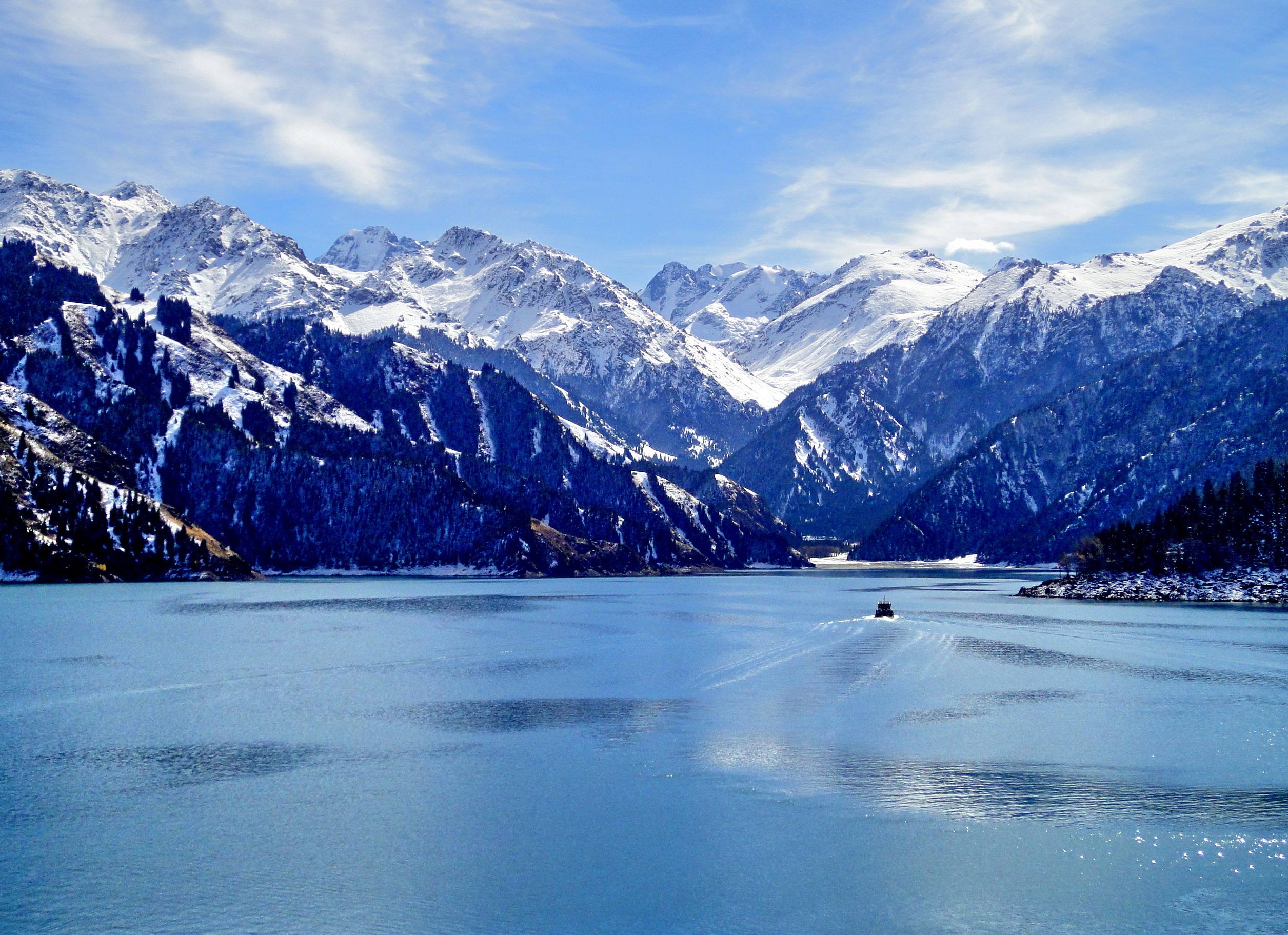 环游北疆旅游专列7月29首发,双层四人包厢9日游,每人仅4380元