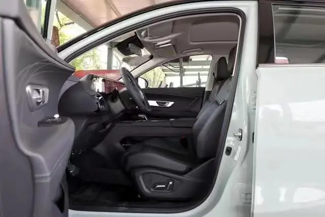 详解东风皓极,配置丰富,空间宽敞,值得入手吗-东风皓影多少钱